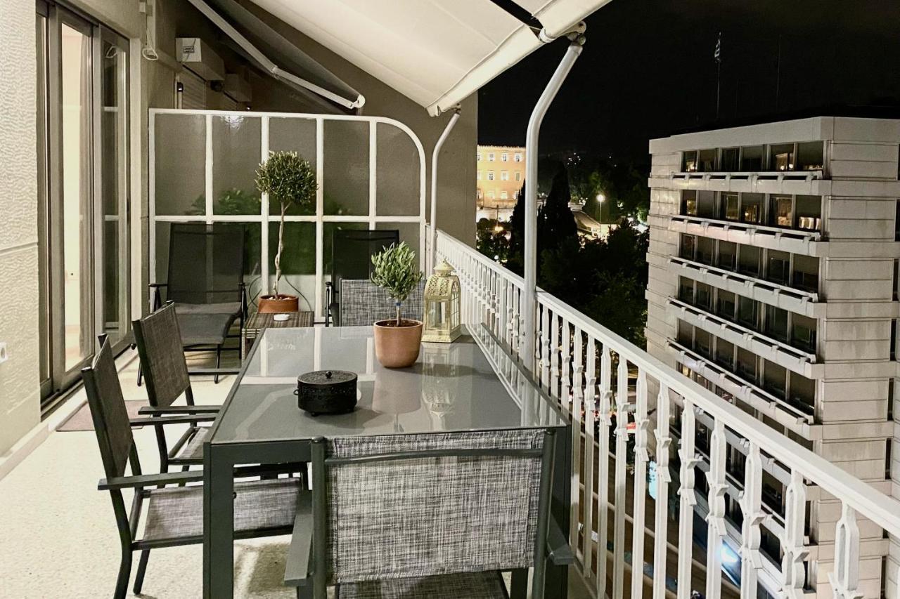 Parthenon And Syntagma Square View Apartment Athen Eksteriør billede